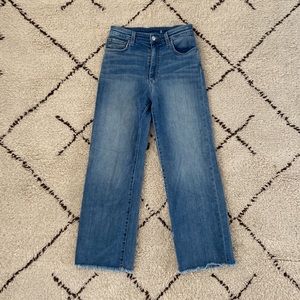 Joe’s jeans High Rise Wide Leg Crop, raw Hem Sz 26 Agape